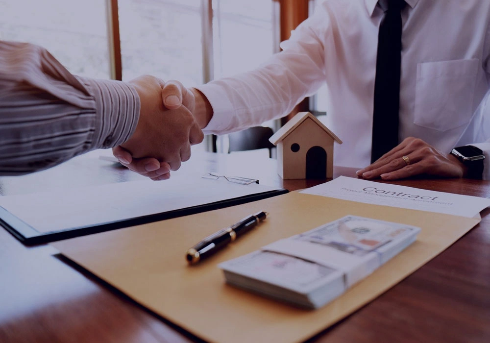 deal closing handshake
